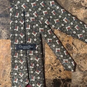 Dior Men's Tie in Green and Red Pattern